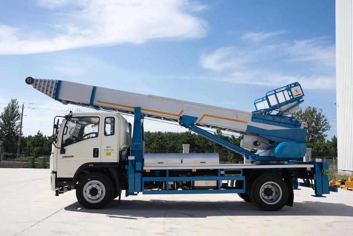 眉山云梯上料车租赁费用