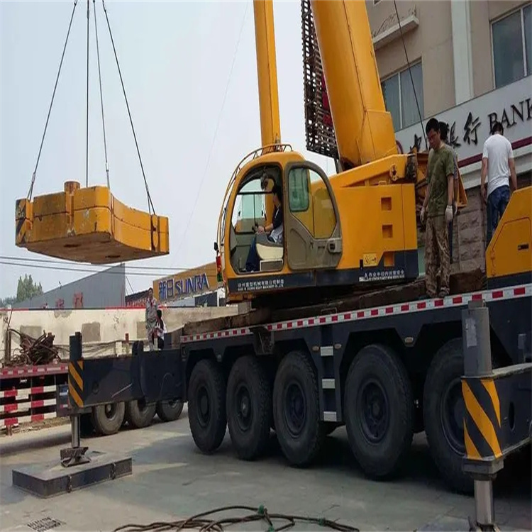 眉山当地吊车出租|机器吊装|75吨|工厂搬迁服务