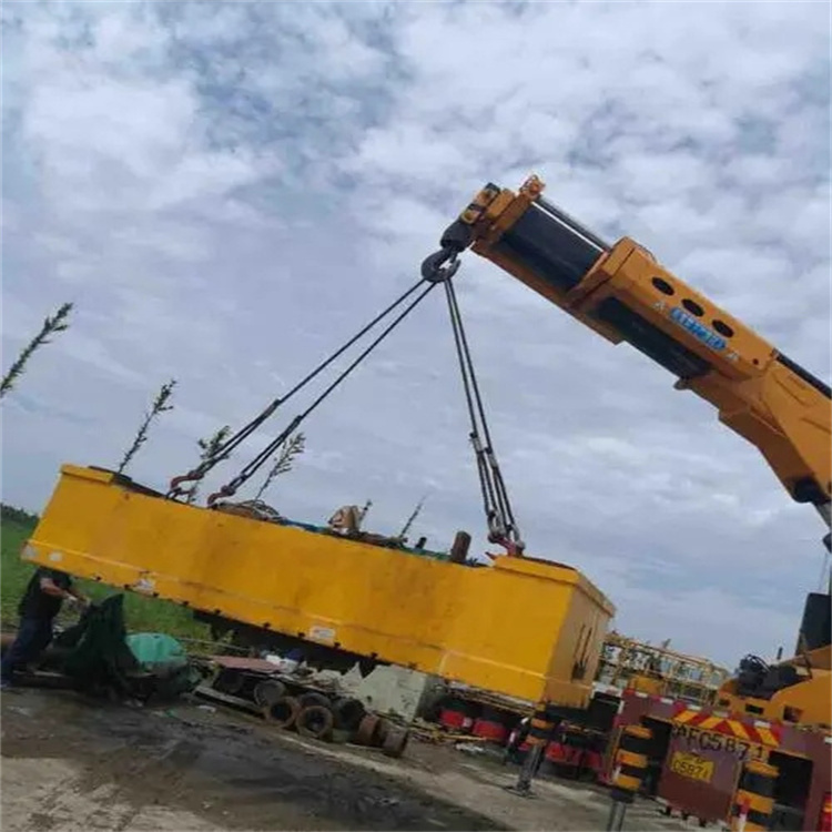 眉山随车吊吊集装箱怎么吊